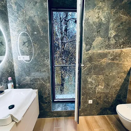 アパート Cityluxandloft 1 Bestern セゲド