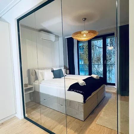 アパート Cityluxandloft 1 Bestern セゲド